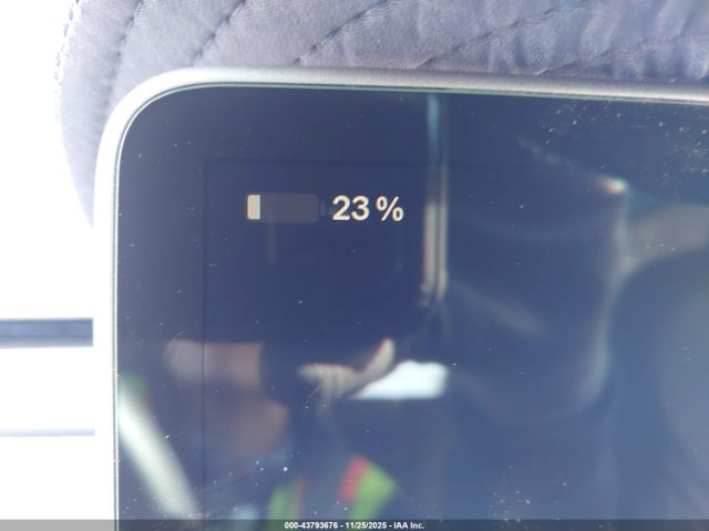 Tesla Model 3 Rear-wheel Drive 2023 5YJ3E1EA2PF661806 Image 17