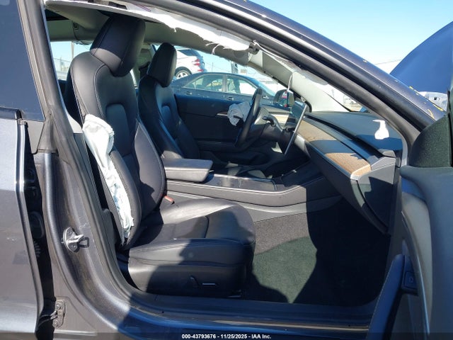 2023 TESLA MODEL 3 5YJ3E1EA2PF661806 Photo 4