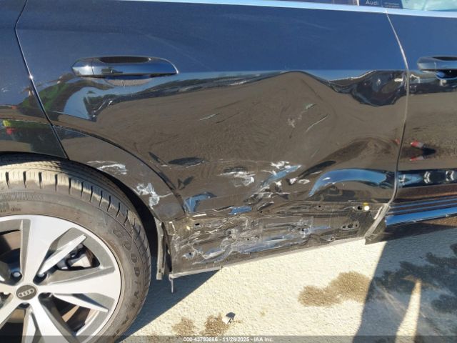 2024 AUDI Q8 E-TRON WA1CAAGE7RB033493 Photo 5