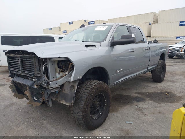 3C6UR5JL6NG123759 RAM 2500 Big Horn 4x4 8&#039; Box