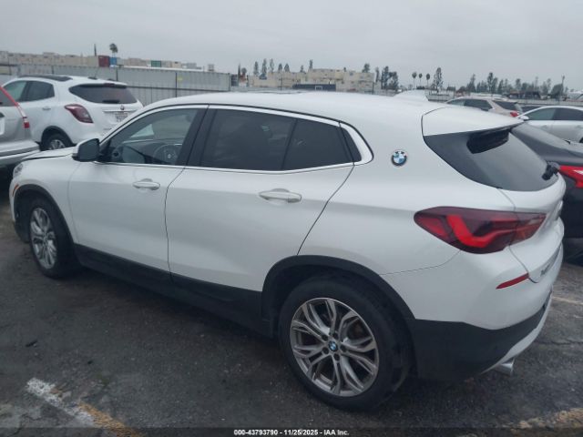 2022 BMW X2 WBXYH9C0XN5U31955 Photo 2