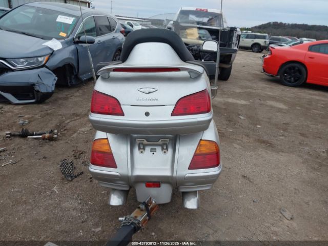 2005 HONDA GL1800 1HFSC47055A413147 Photo 5