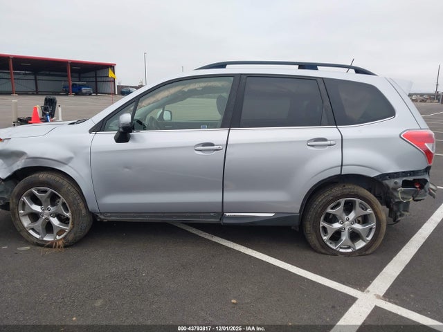 Subaru Forester 2.5i Touring 2015 JF2SJAWC2FH541432 Image 15
