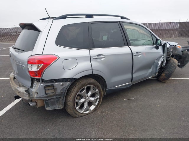 Subaru Forester 2.5i Touring 2015 JF2SJAWC2FH541432 Image 4