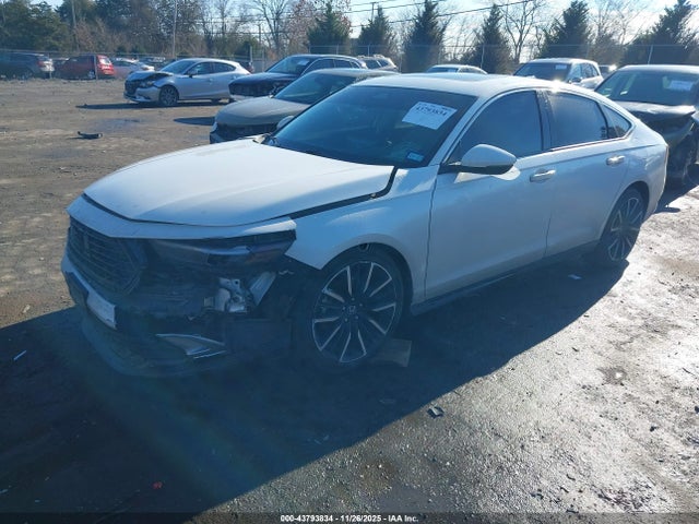 43793834 :رقم المزاد ، 1HGCY2F86SA009301 vin ، 2025 Honda Accord Hybrid Touring مزاد بيع