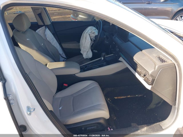 43793834 :رقم المزاد ، 1HGCY2F86SA009301 vin ، 2025 Honda Accord Hybrid Touring مزاد بيع