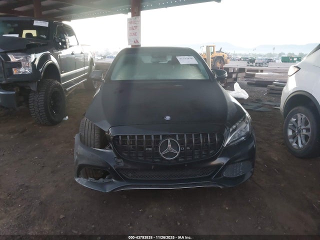 55SWF4JB9GU129056 Mercedes-Benz C 300