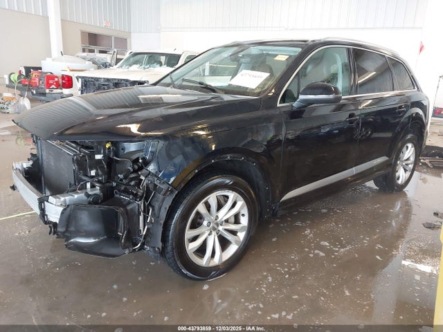 2017 AUDI Q7 WA1LAAF7XHD030609 Photo 1