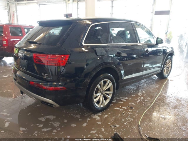 2017 AUDI Q7 WA1LAAF7XHD030609 Photo 3