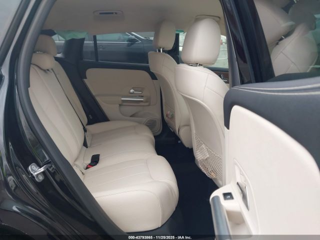 2023 MERCEDES-BENZ GLA 250 W1N4N4HB5PJ506307 Photo 7