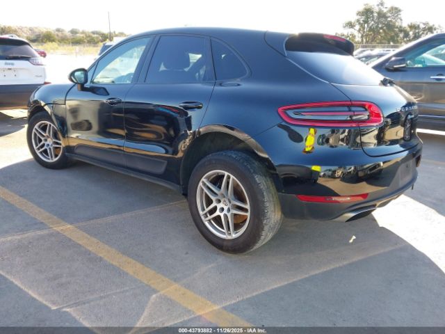 2018 PORSCHE MACAN WP1AA2A50JLB01464 Photo 2