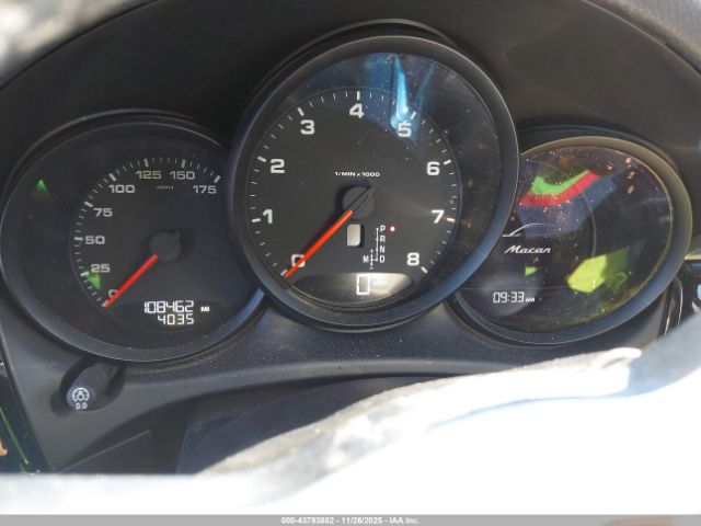 2018 PORSCHE MACAN WP1AA2A50JLB01464 Photo 6