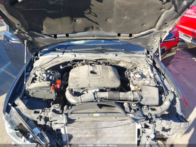 2017 JAGUAR XE SAJAD4BG0HA963918 Photo 9