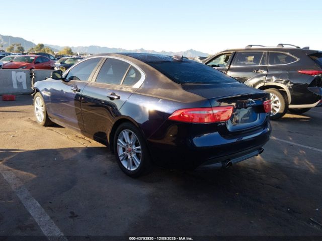 2017 JAGUAR XE SAJAD4BG0HA963918 Photo 2