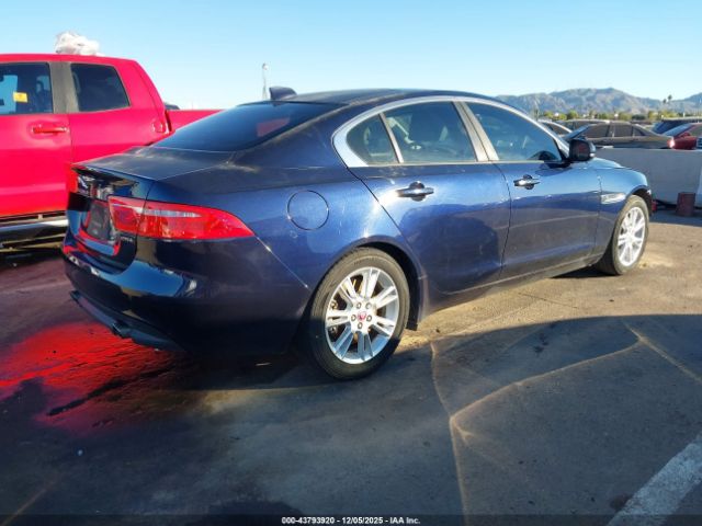 2017 JAGUAR XE SAJAD4BG0HA963918 Photo 3