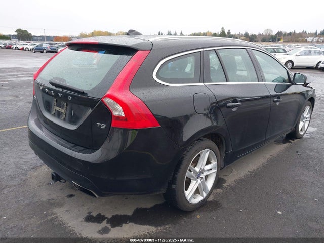 2015 VOLVO V60 YV140MEB4F1196881 Photo 3