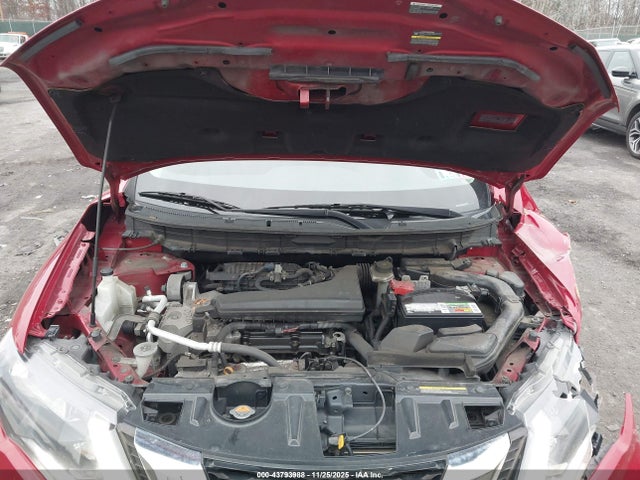 2017 Nissan Rogue Sv მანქანა იყიდება აუქციონზე, vin: JN8AT2MV6HW268061, აუქციონის ნომერი: 43793988