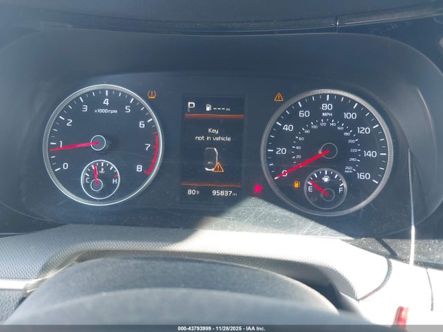 5XXG14J26MG043832 KIA K5 LXS