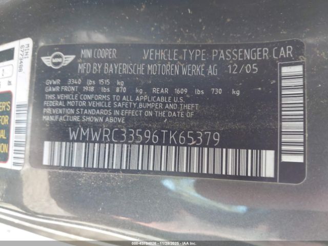 2006 MINI COOPER WMWRC33596TK65379 Photo 8