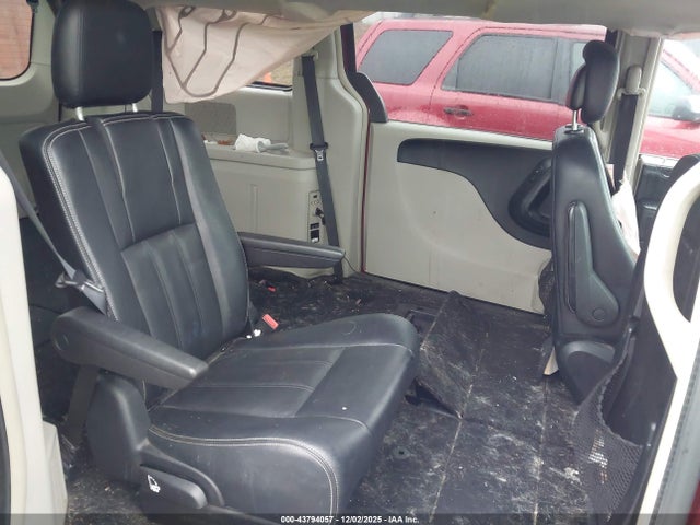 Auction sale of the 2016 Chrysler Town & Country Touring, vin: 2C4RC1BG8GR187115, lot number: 43794057