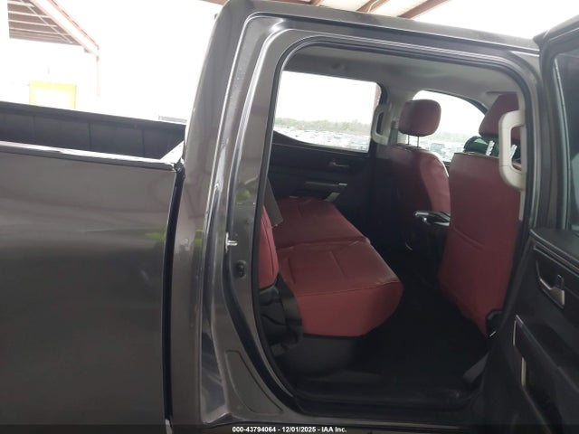 Toyota Tundra Sr5 2022 5TFLA5BC6NX001361 Image 8