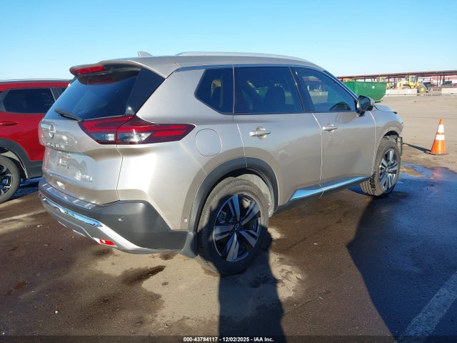 JN8BT3DC9PW104830 Nissan Rogue Platinum Fwd