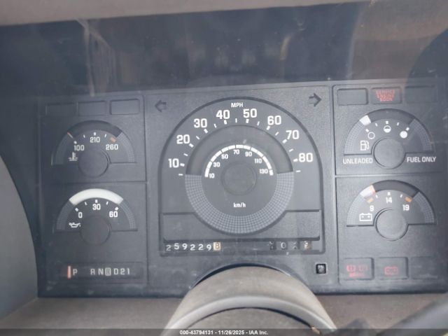 1989 GMC SIERRA 1GTDC14K0KZ504380 Photo 6