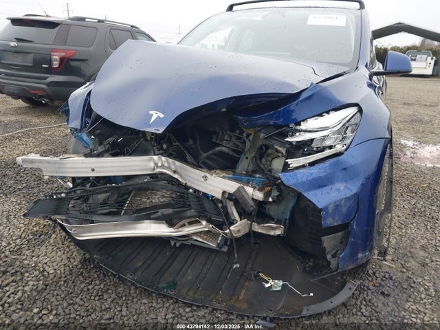 2021 TESLA MODEL Y 5YJYGAEE5MF196159 Photo 5