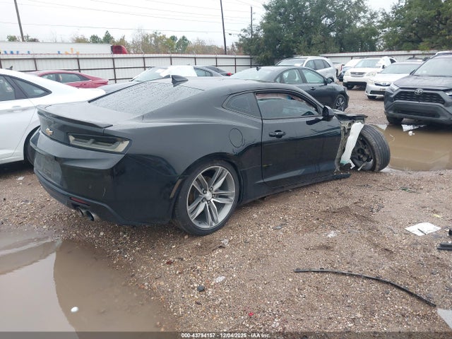 1G1FD1RS5G0121067 Chevrolet Camaro 2lt