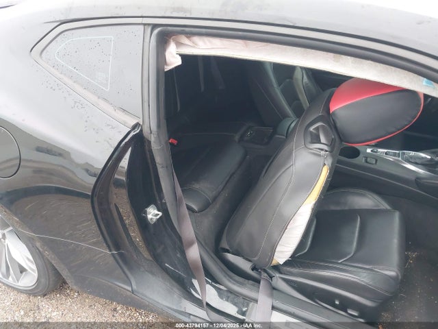 1G1FD1RS5G0121067 Chevrolet Camaro 2lt