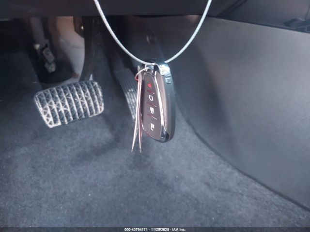 2025 CHEVROLET TRAX KL77LHEP5SC101656 Photo 10