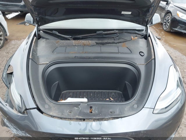2023 TESLA MODEL Y 7SAYGDEE3PF708588 Photo 9