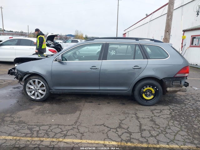 3VWPL7AJ5EM621967 Volkswagen Jetta Sportwagen 2.0l Tdi