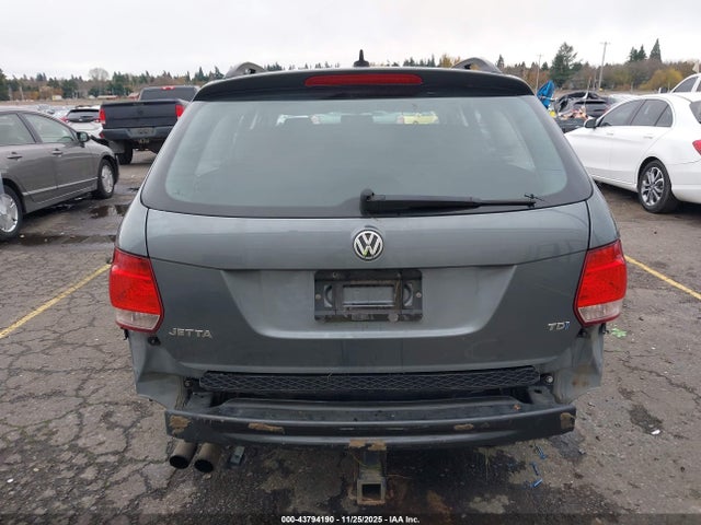 3VWPL7AJ5EM621967 Volkswagen Jetta Sportwagen 2.0l Tdi
