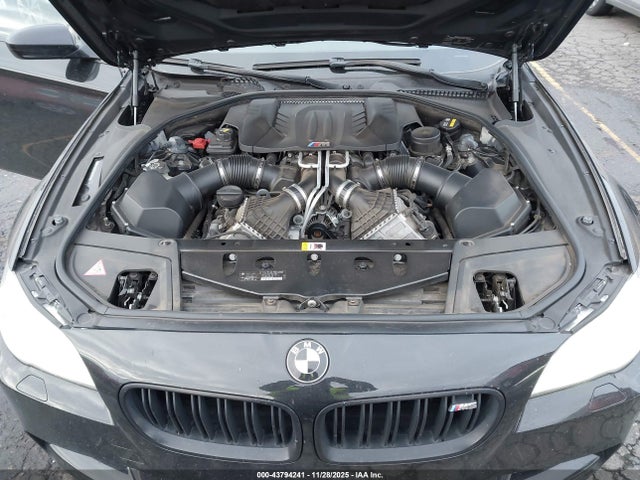 43794241 :رقم المزاد ، WBSFV9C53FD594794 vin ، 2015 Bmw M5 مزاد بيع