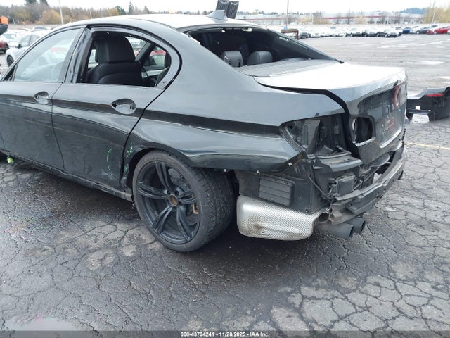 43794241 :رقم المزاد ، WBSFV9C53FD594794 vin ، 2015 Bmw M5 مزاد بيع