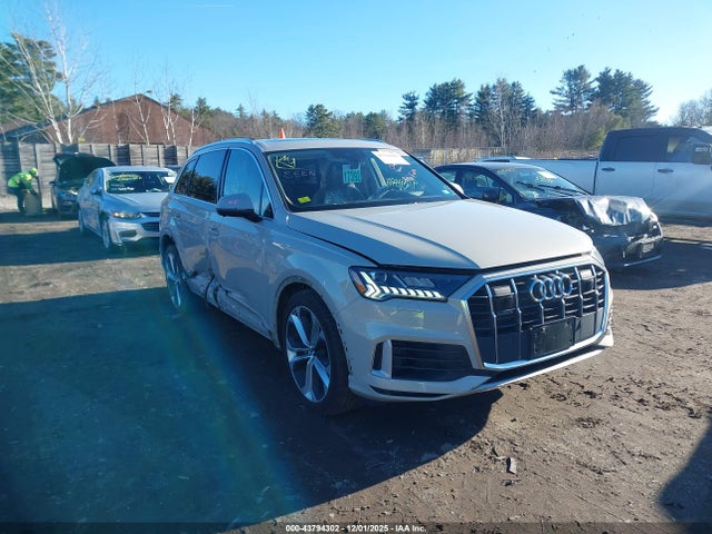 2020 AUDI Q7 WA1VXBF76LD012730 Photo 0