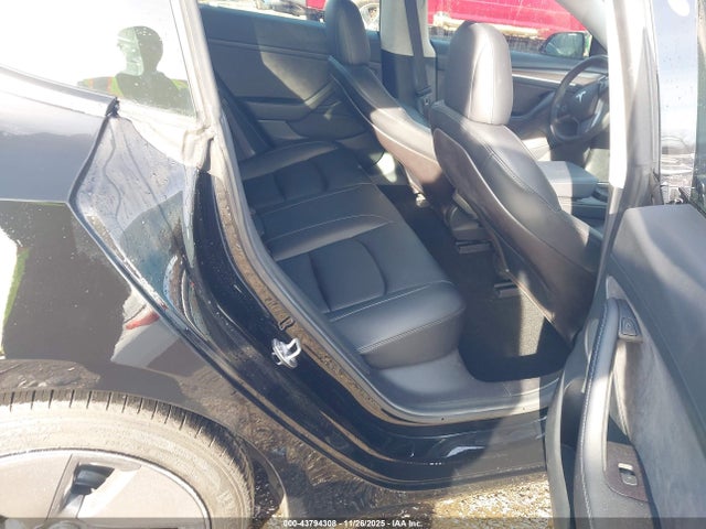 2021 TESLA MODEL 3 5YJ3E1EB9MF992158 Photo 7