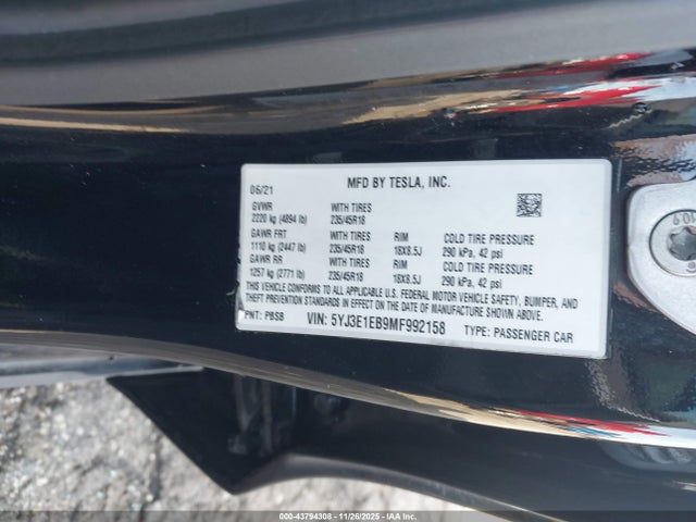 2021 TESLA MODEL 3 5YJ3E1EB9MF992158 Photo 8