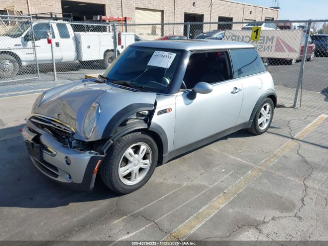 2006 MINI COOPER WMWRC33536TJ79002 Photo 1