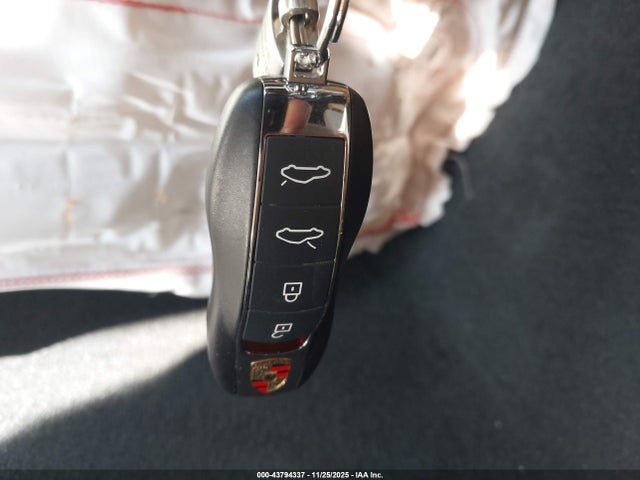 2023 PORSCHE MACAN WP1AG2A58PLB39936 Photo 10