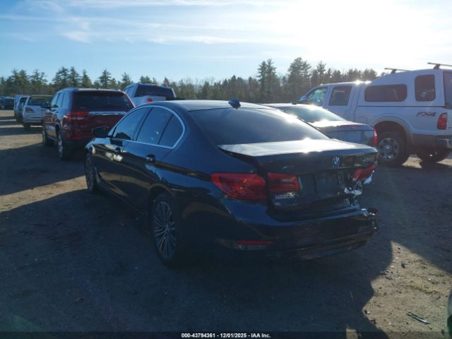 2018 BMW 530I WBAJA7C50JWA72526 Photo 2