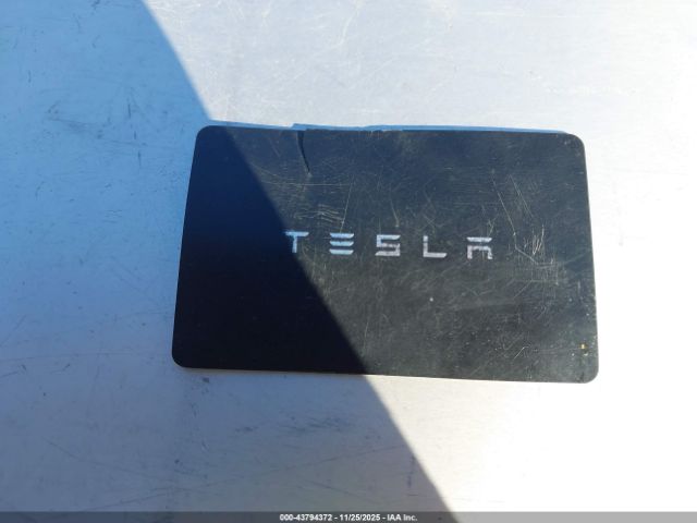2024 TESLA MODEL Y 7SAYGDEE7RA215514 Photo 10