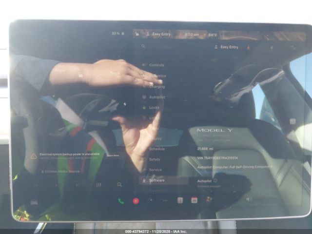 2024 TESLA MODEL Y 7SAYGDEE7RA215514 Photo 6
