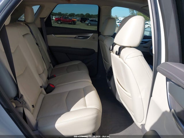 2018 CADILLAC XT5 1GYKNERS5JZ183723 Photo 7