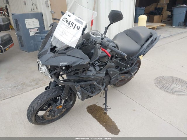 Kawasaki Kle650 F 2023 ML5LEEH17PDA09416 Image 2