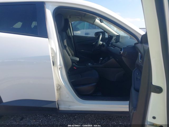 2019 MAZDA CX-3 JM1DKDB78K1420518 Photo 4