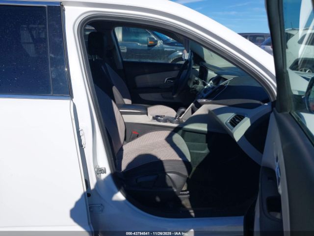 2017 GMC TERRAIN 2GKALMEK5H6136631 Photo 4