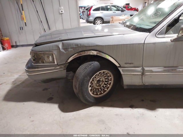 1993 LINCOLN TOWN CAR 1LNLM81W8PY626163 Photo 5