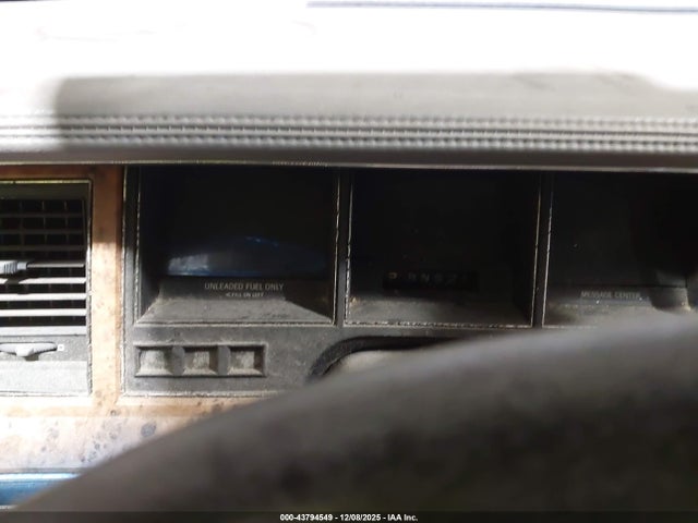 1993 LINCOLN TOWN CAR 1LNLM81W8PY626163 Photo 6